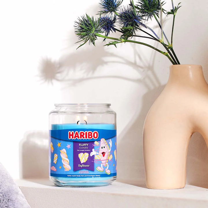 HARIBO Fluffy Clouds scented candle – blue jar candle with HARIBO Candy figure